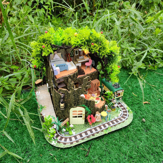 DIY Forest Secret House miniatuurset met meubels en led-verlichting