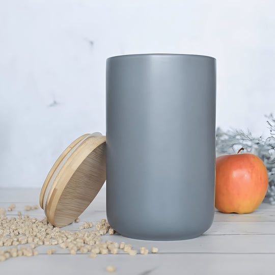 Porseleinen voorraadpot met houten deksel