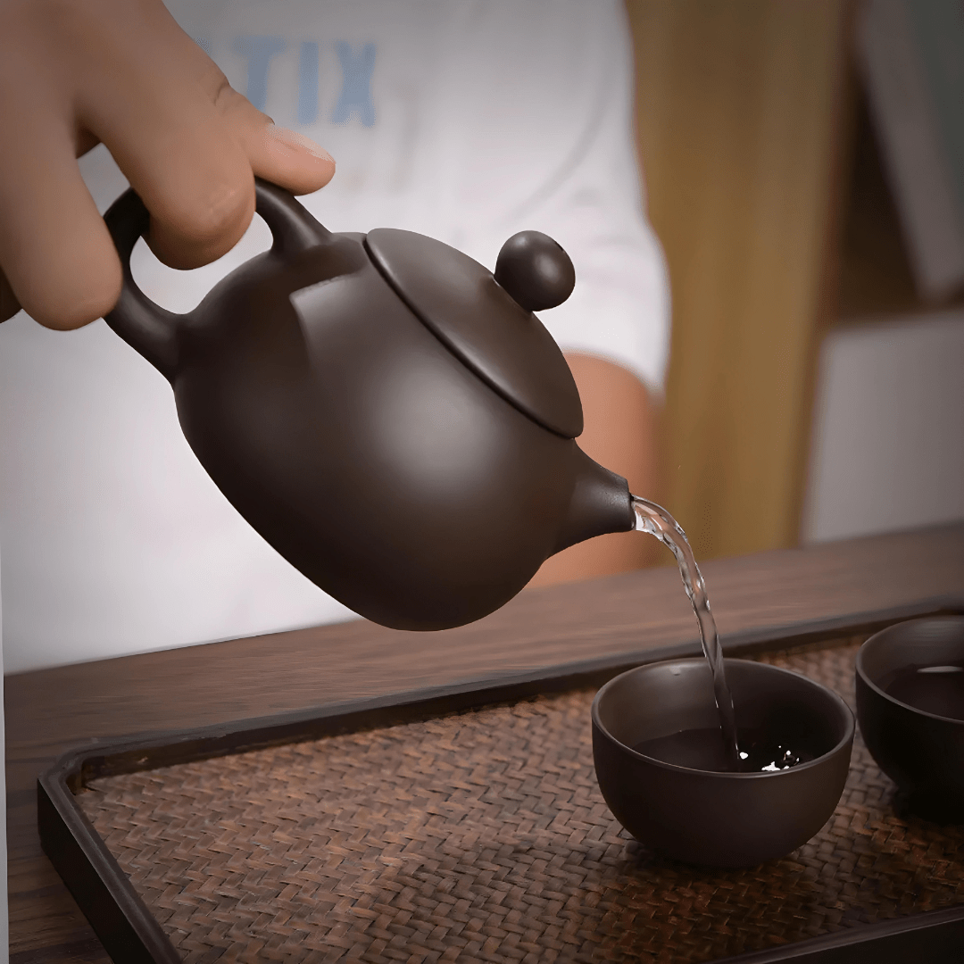 Portable travel tea set with teapot, cups & carrying case – Beirut Lebanon