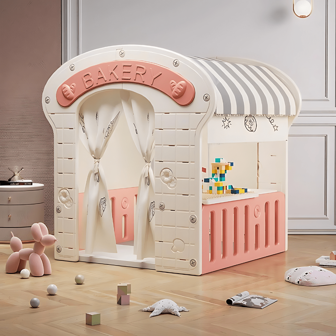 Beautiful Kids Playhouse Indoor and Outdoor Playset With Building Blocks And Play Mat