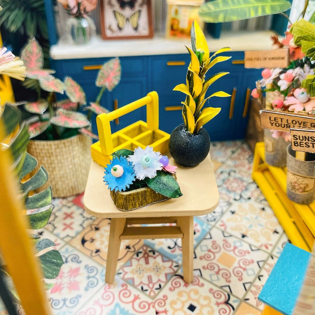 Miniature Flower House with LED Light