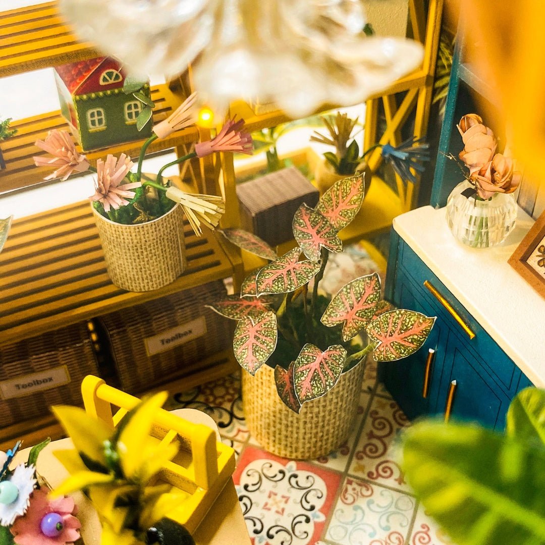 Miniature Flower House with LED Light