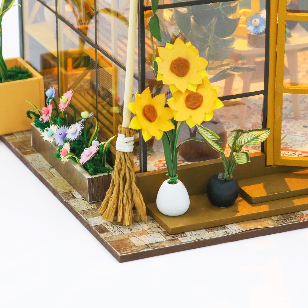 Miniature Flower House with LED Light
