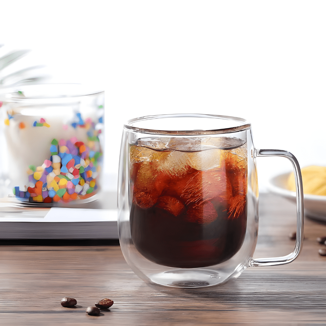 350 ml gekleurd dubbelwandig isolatieglas met handvat