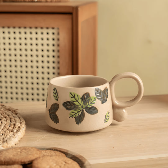 350ml Hand-Painted Floral Ceramic Mug – Artistic Vintage Collection