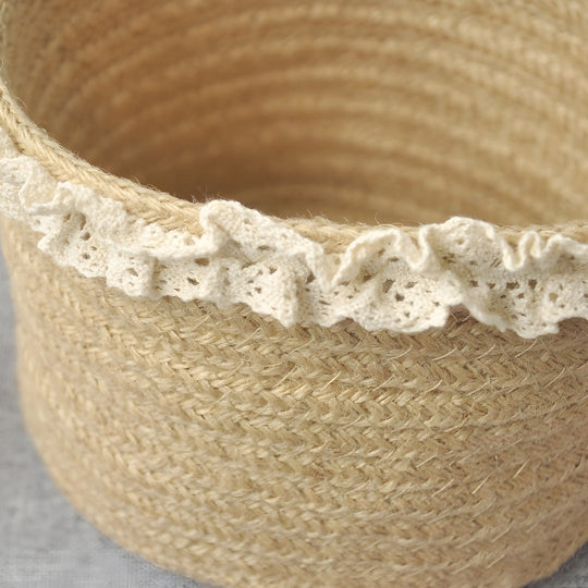 Handgemaakte geweven mand van katoenen touw