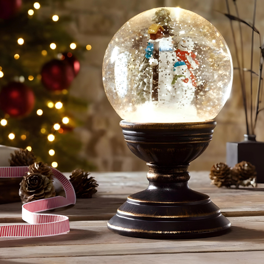 Snow Globe With LED Lamp 17 cm Christmas Decoration