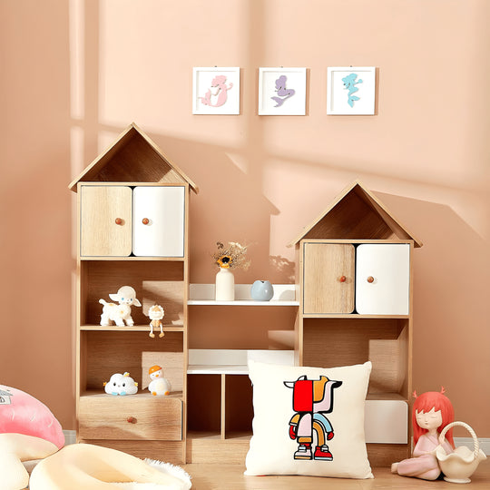 Multifunctionele boekenkast in de vorm van een huis met deuren