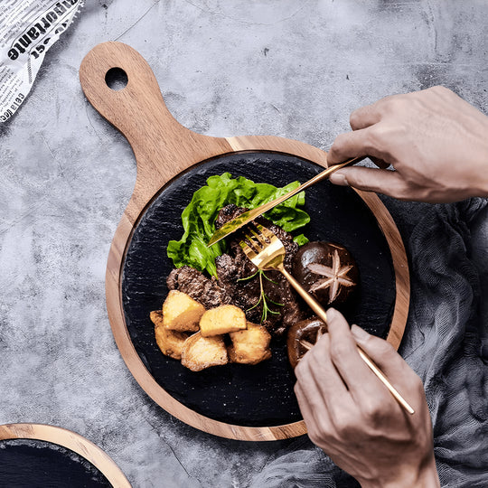 Wooden steak and pizza tray with slate plate and handle – available in Lebanon