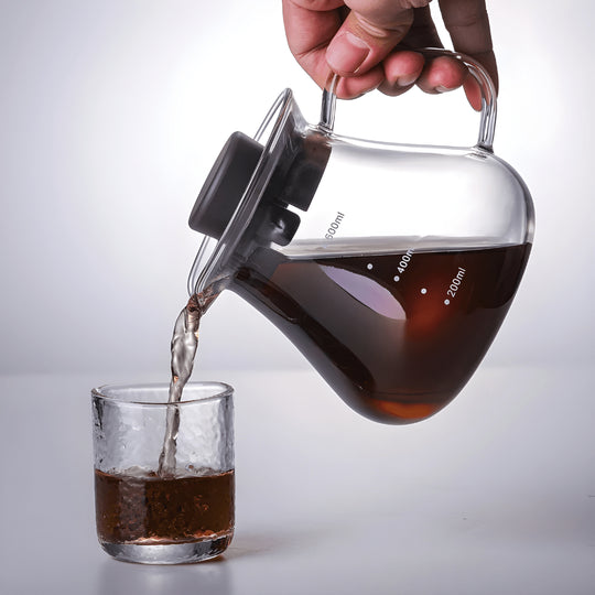 Modern 600ml pour over coffee maker with clear glass carafe and reusable stainless steel filter – perfect for Beirut coffee lovers