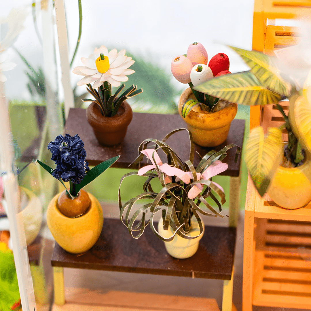 Sunshine Flower Miniature Kit with LED & Dust Cover