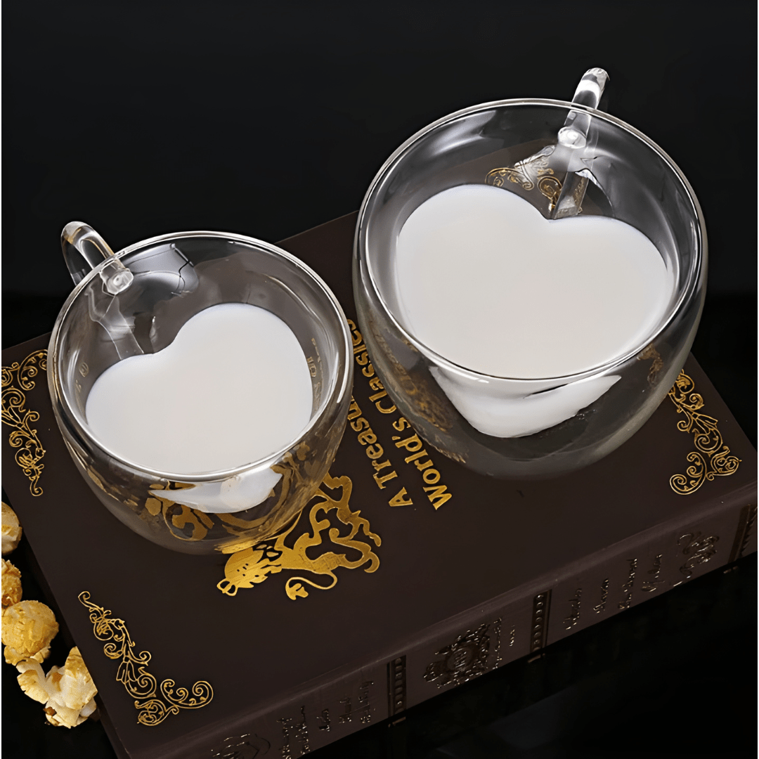 Heart-shaped double wall glass mug with milk – 350ml