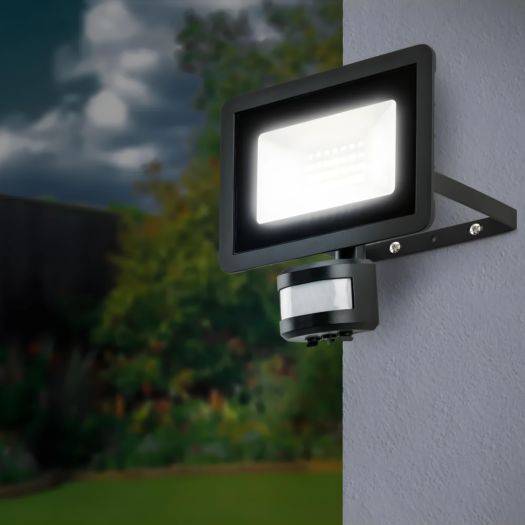 LIVARNO Home LED Projector 24W