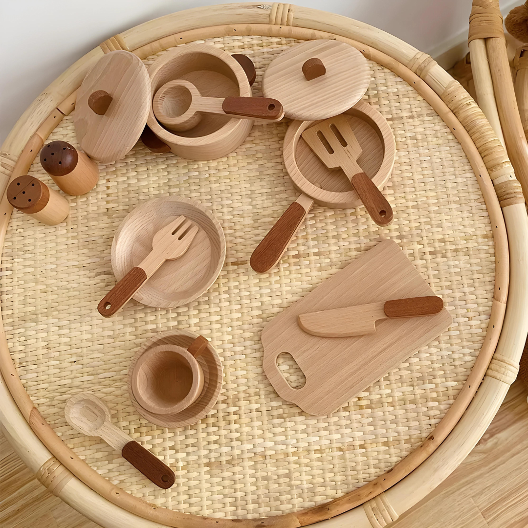 Premium Wooden Cooking utensils Pretend Play Set 15 Pieces 3 years +