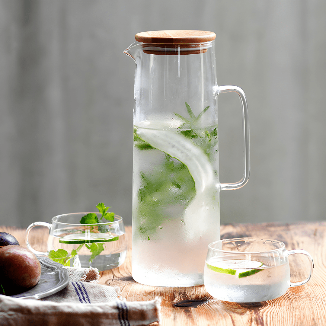 Borosilicate glass pitcher set with green handle and 4 cups – Beirut