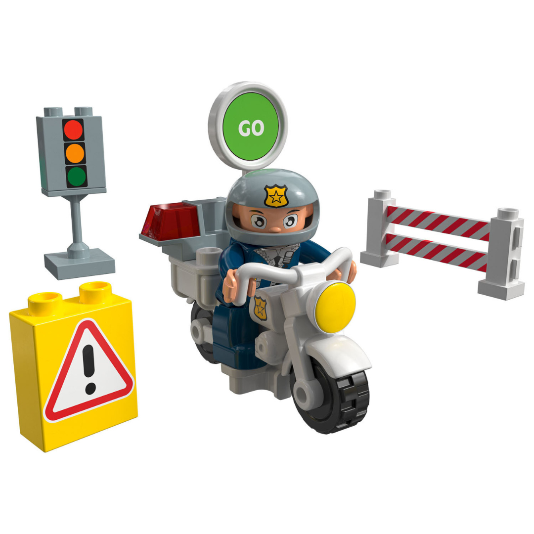 Playtive Clippys Playset Excavator Or Police Motor Cycle