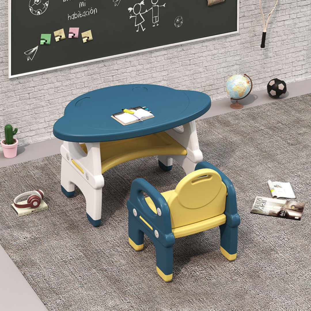 HDPE Sturdy Kids Desk Set For Studying , Eating And Playing