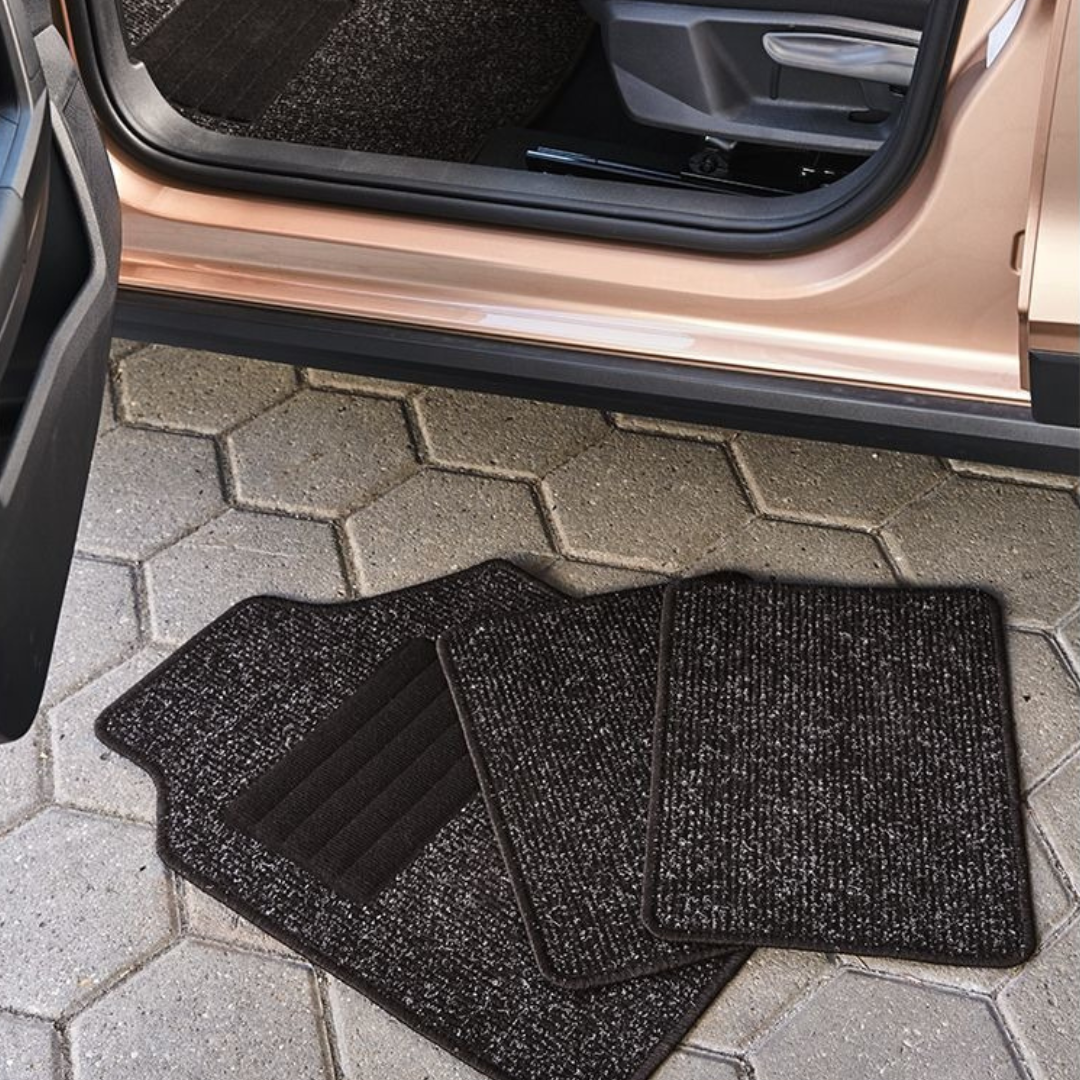 Ultimate Speed Car Mat Set Standard Universal