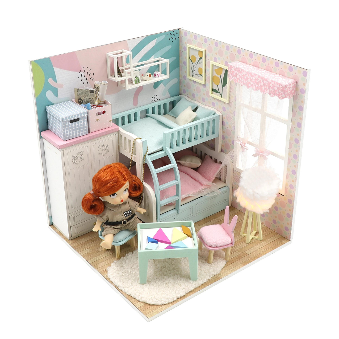 DIY Make Up Kit Gabby Dollhouse with LED Light | European House Hold