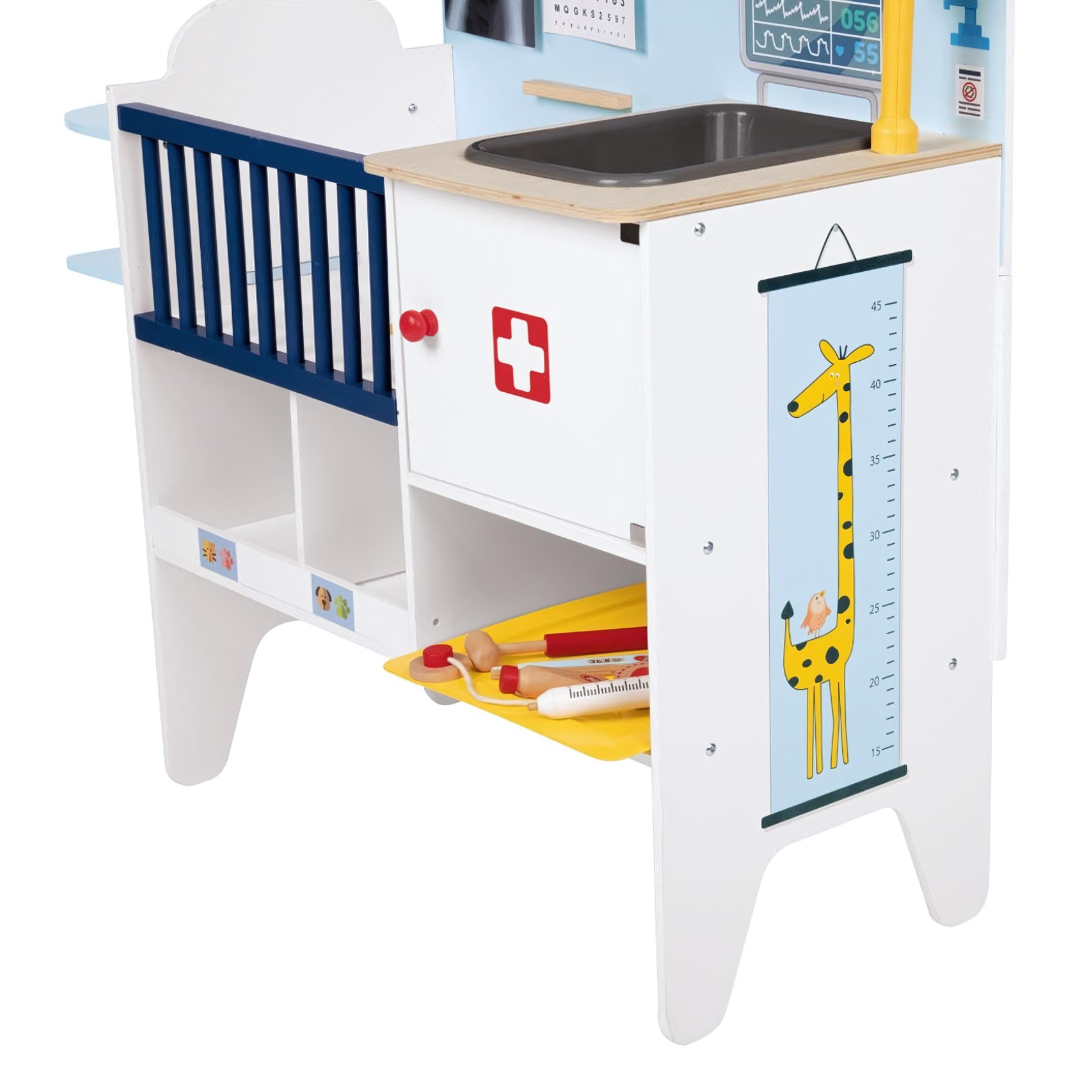 Playtive 2-In-1 Wooden Medical And Veterinary Cabinet