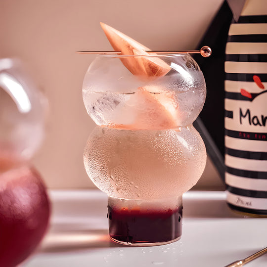 530ml lead-free curvy glass used as a drinkware and vase – stylish and versatile