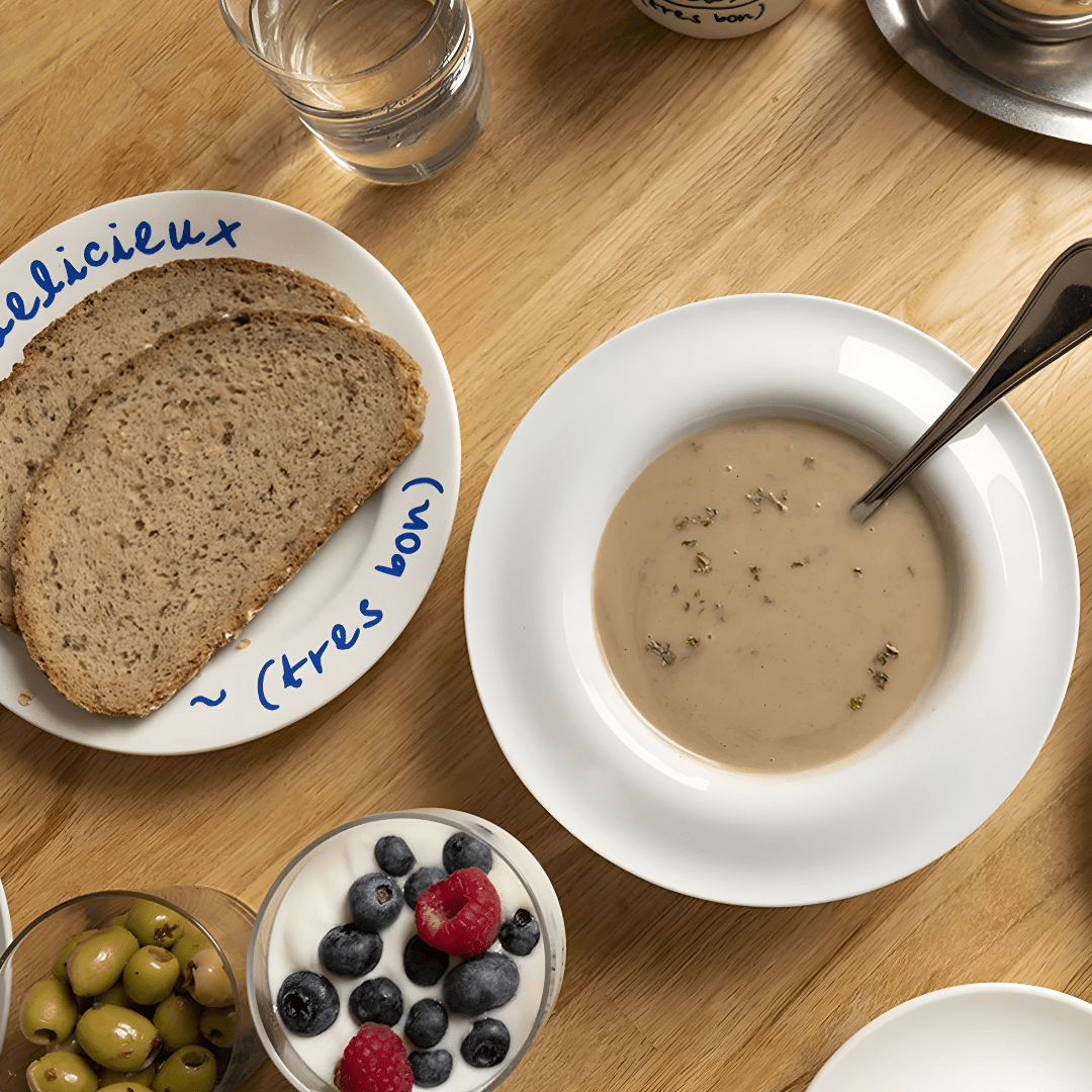 200ml ceramic mug with French quote and saucer – red or blue print – Beirut Lebanon

