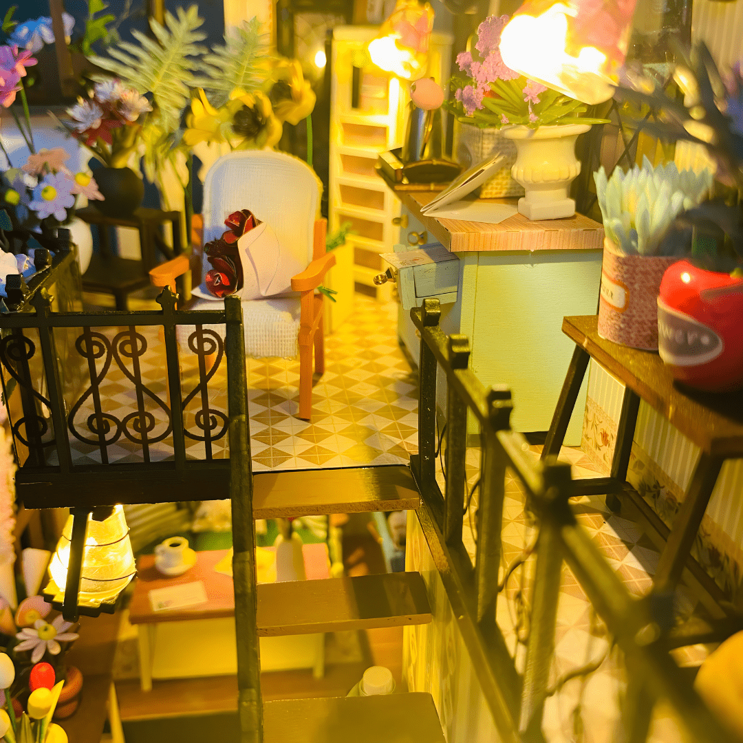 Darcy Flower House DIY miniature kit with LED lights, music & plexiglass cover – Beirut Lebanon