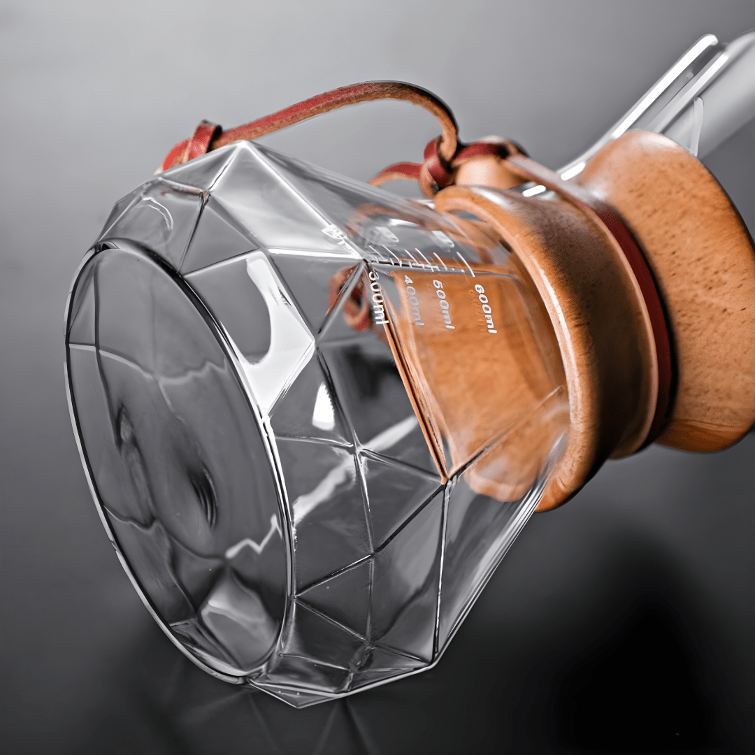 Octagon Chemex 800ml glass coffee brewing pitcher with modern pour-over design

