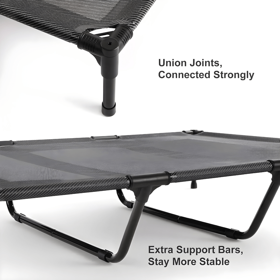 XL elevated dog bed with Teslin mesh and stainless steel frame, size 125×80×25cm, breathable, anti-slip, easy to clean, for indoor and outdoor use.

