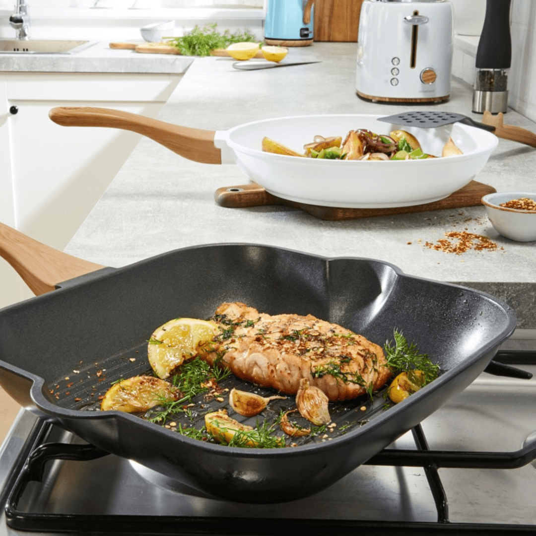 ERNESTO® Aluminum White Pan 28CM - EUROPEAN HOUSE HOLD