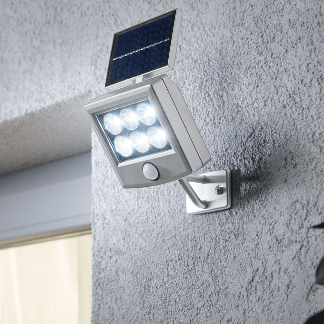 LIVARNO HOME LED SOLAR FLOODLIGHT - EUROPEAN HOUSE HOLD