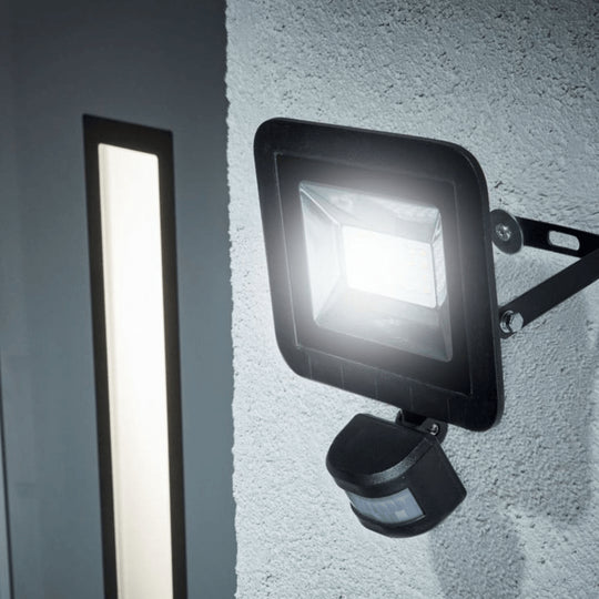 LIVARNO Home Tilting LED Projector 24W - EUROPEAN HOUSE HOLD