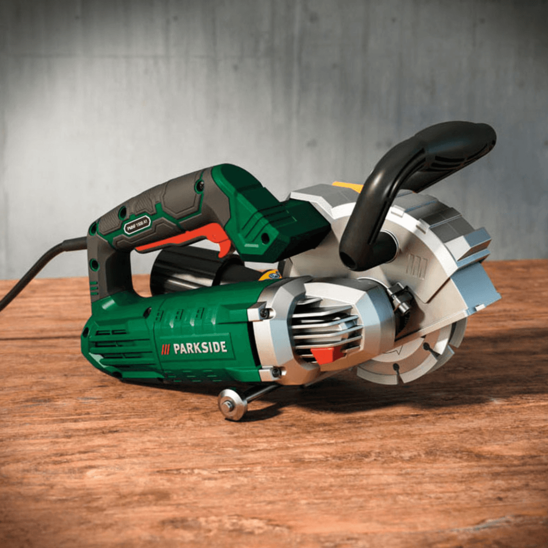 Parkside wall deals chaser