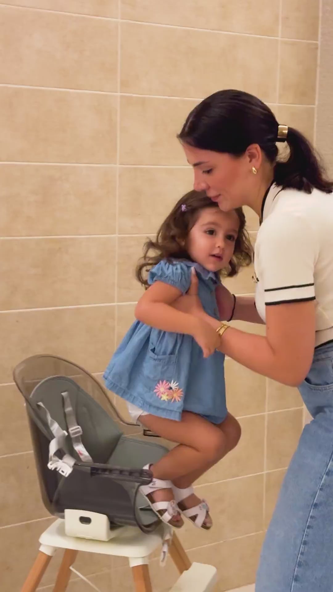 تحميل الفيديو: 