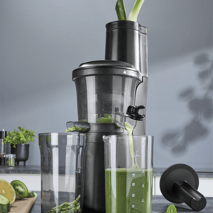 SILVERCREST® JUICER SSJBK 300 B2 - EUROPEAN HOUSE HOLD