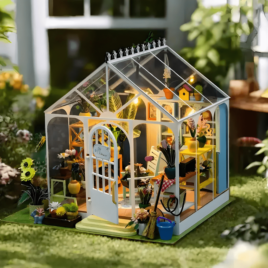 DIY mini greenhouse kit with LED and cover – 14+ gift Lebanon